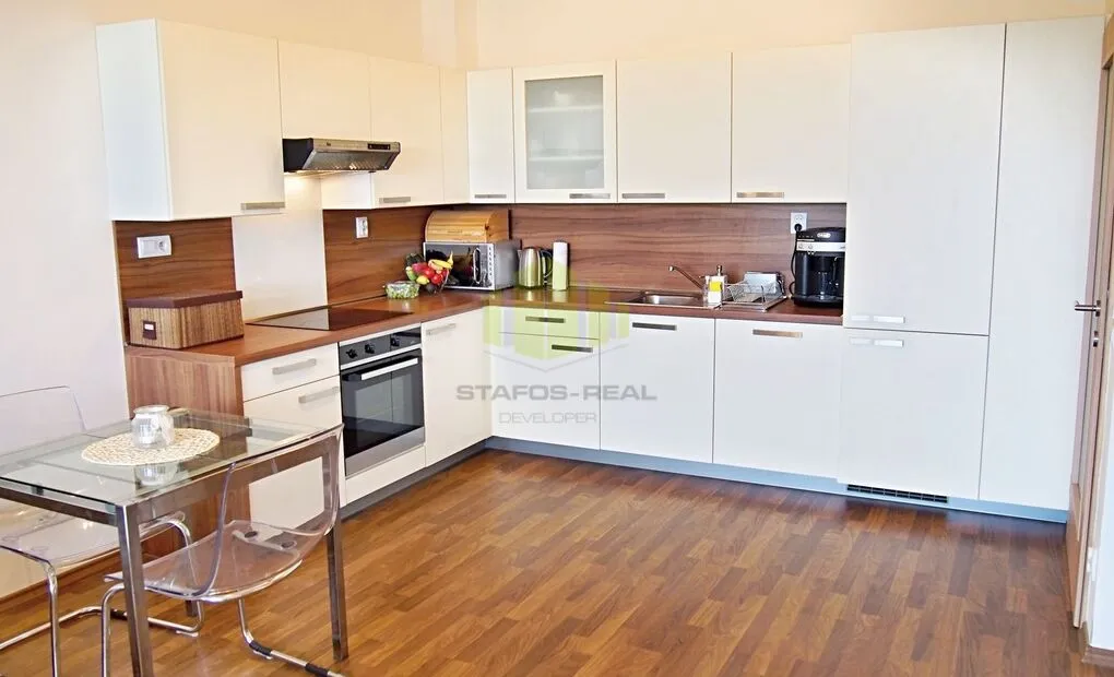 Pronájem vybaveného bytu 2+kk v novostavbě, 58,08m2 + 11,30m2 lodžie, Jeremiášova, Olomouc - Povel