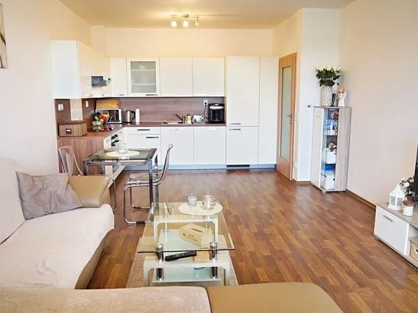 Pronájem vybaveného bytu 2+kk v novostavbě, 58,08m2 + 11,30m2 lodžie, Jeremiášova, Olomouc - Povel