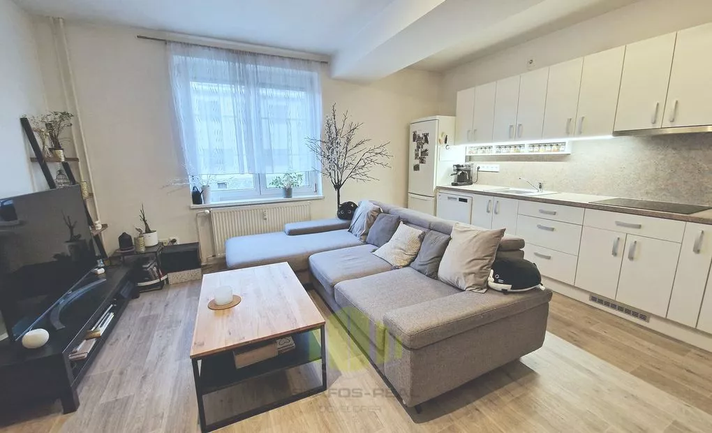 Prodej bytu 2+kk, 57m2 + 3,5 m2 balkon, Topolová, Olomouc - Slavonín