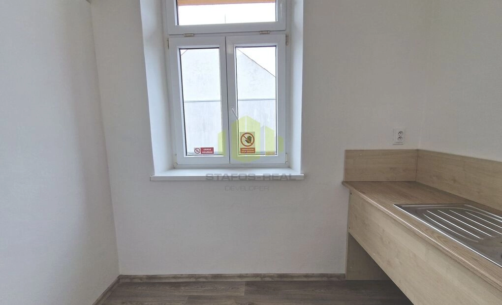 Pronájem kanceláře, 75m2, U Solných mlýnů - Olomouc