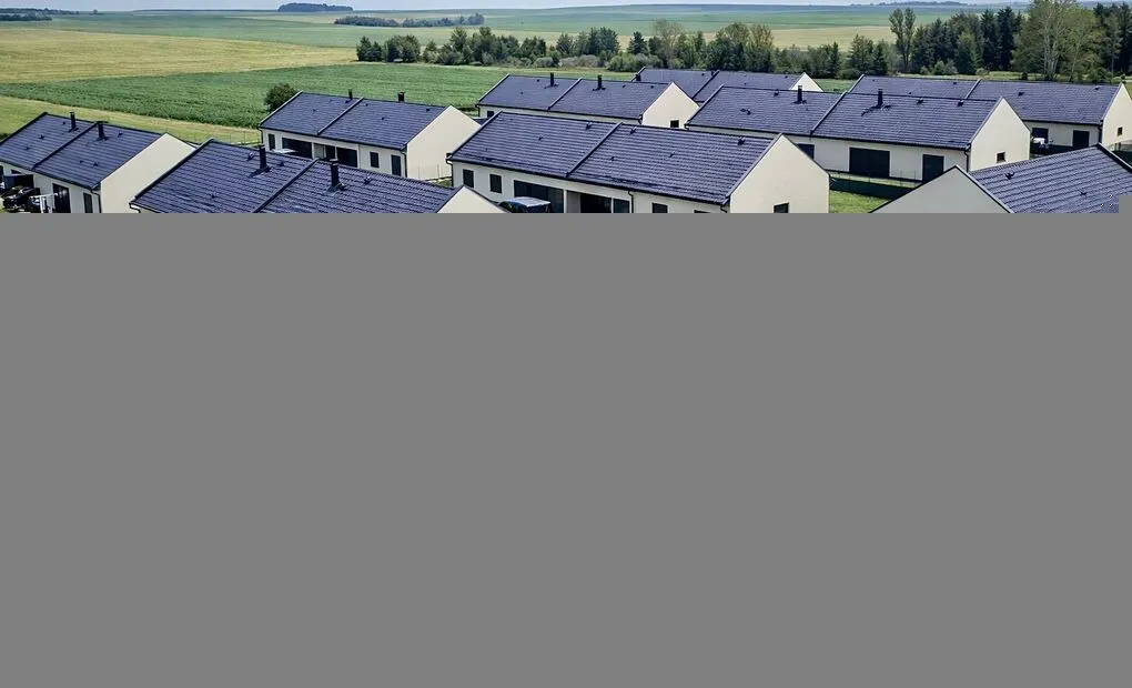 Prodej nízkoenergetického bungalovu 4+kk s garáží, pozemek 455m2, Ústín