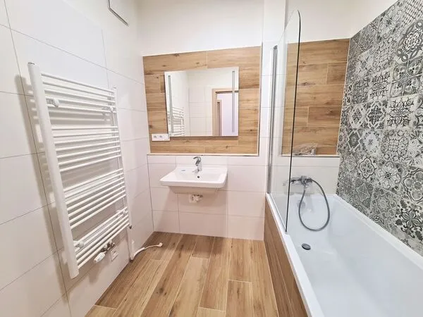 Pronájem moderního bytu 2+kk 55m2 + lodžie 9,47m2 v novostavbě, Janského, Olomouc - Povel