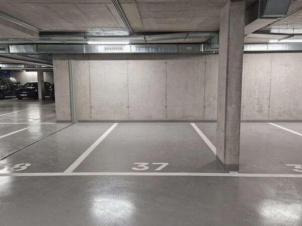 Fotografie nemovitosti - Pronájem vnitřního parkovacího stání, Hněvotínská, Olomouc