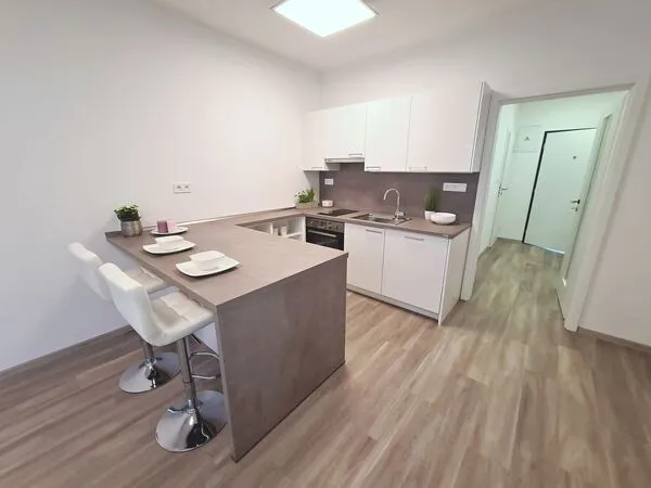 Fotografie nemovitosti - Pronájem novostavby bytu 1+kk 33,2m2 + lodžie 8,1m2 v novostavbě, Tovární, Olomouc - Hodolany