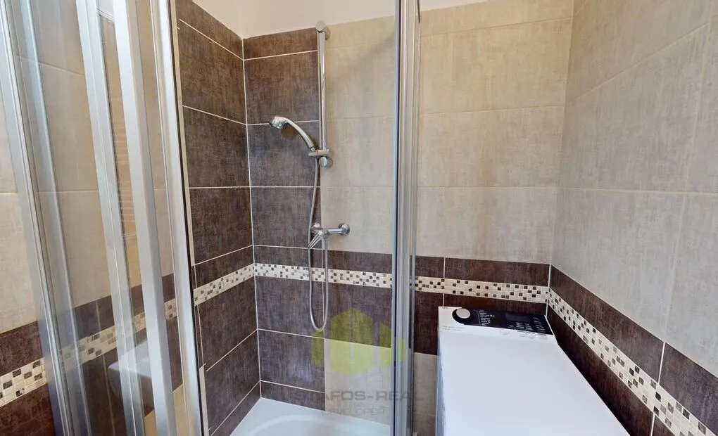 Pronájem cihlového zrekonstruovaného bytu 2+kk 48m2, Charkovská, Olomouc