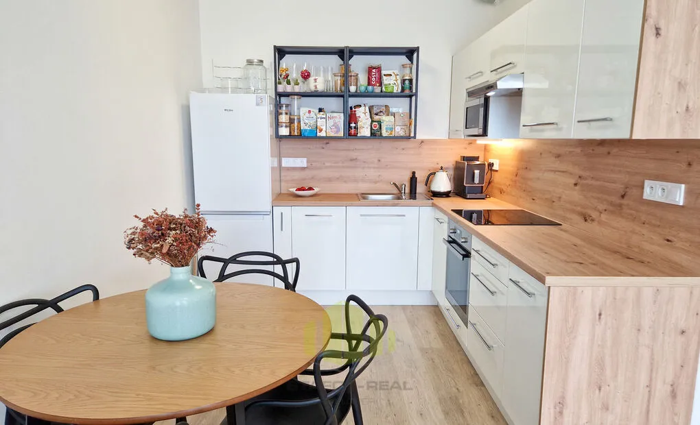 Pronájem novostavby bytu 2+kk 57m2 + lodžie 9m2 v novostavbě, Wolkerova, Olomouc