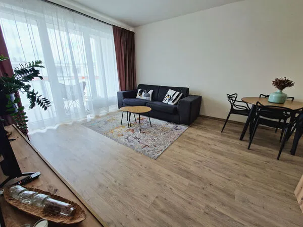 Pronájem novostavby bytu 2+kk 57m2 + lodžie 9m2 v novostavbě, Wolkerova, Olomouc