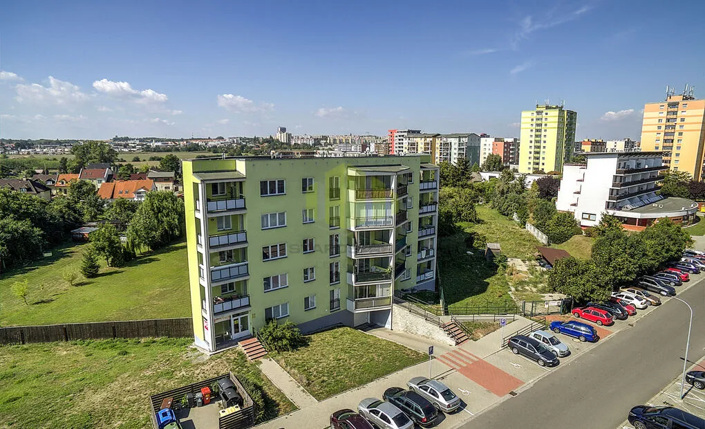 Pronájem moderního bytu 3+kk, 88m2 + 11,27m2 lodžie, Peškova, Olomouc - Povel