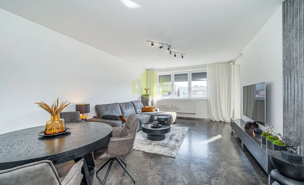 Pronájem moderního bytu 3+kk, 88m2 + 11,27m2 lodžie, Peškova, Olomouc - Povel