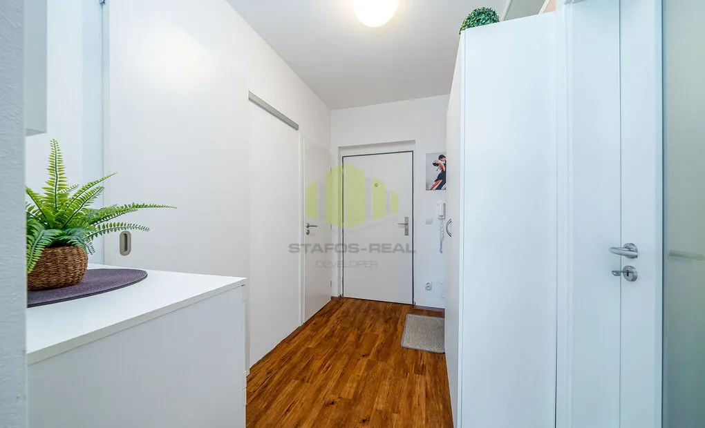 Prodej moderního bytu 2+kk (3+kk), 58 m2 + 10 m2 lodžie, Topolová, Olomouc - Slavonín