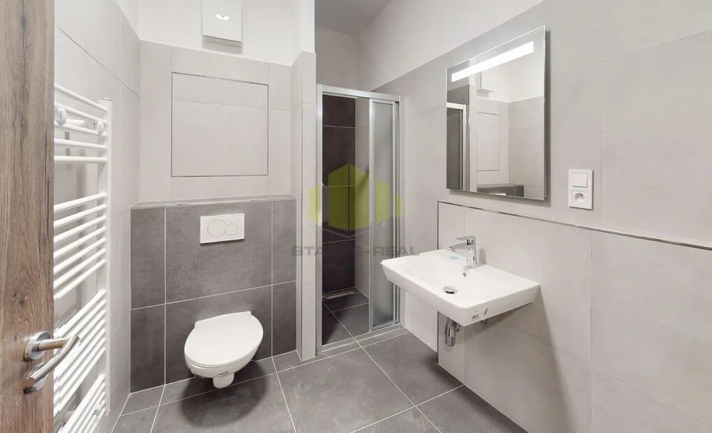 Pronájem novostavby bytu 1+kk 38,83 m2 + 6,94 m2 lodžie, Janského, Olomouc - Povel