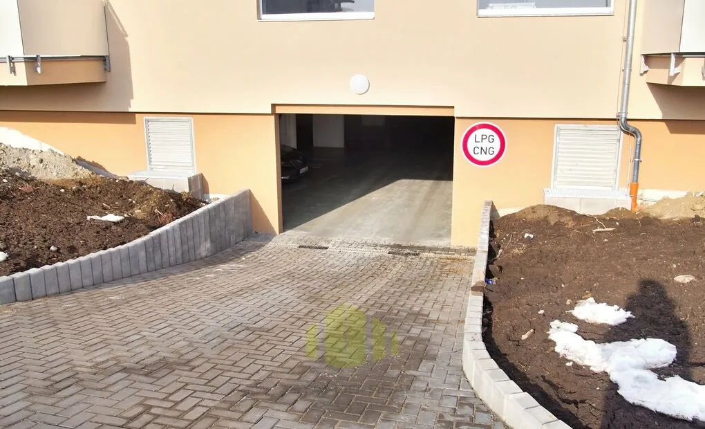 Pronájem nového bytu 2+kk, 55,5m2 + 11,4 m2 lodžie, Topolová, Olomouc - Slavonín