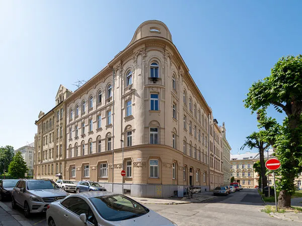 Fotografie nemovitosti - Prodej bytového domu &ndash; Kollárovo náměstí, Olomouc