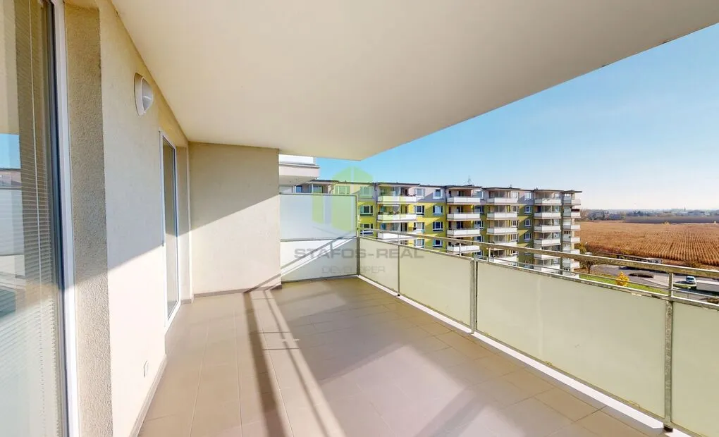 Pronájem slunného bytu 4+kk 112m2 + 20m2 lodžie, Janského, Olomouc