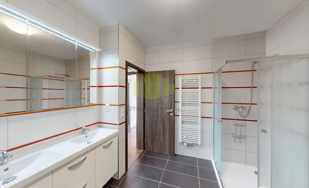 Pronájem slunného bytu 4+kk 112m2 + 20m2 lodžie, Janského, Olomouc