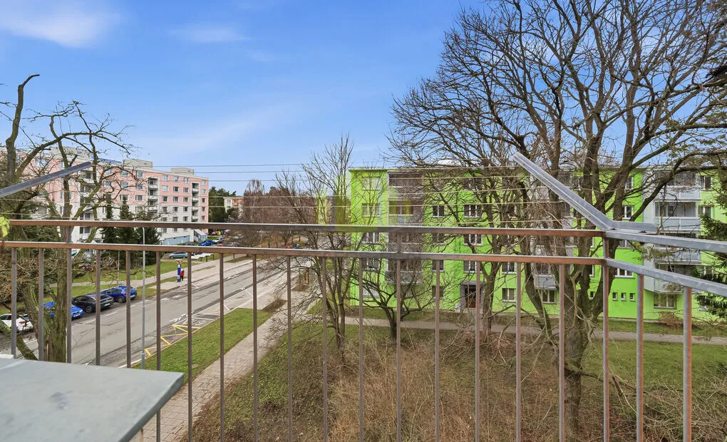 Prodej zrekonstruovaného panelového bytu 3+1, Kmochova, Olomouc