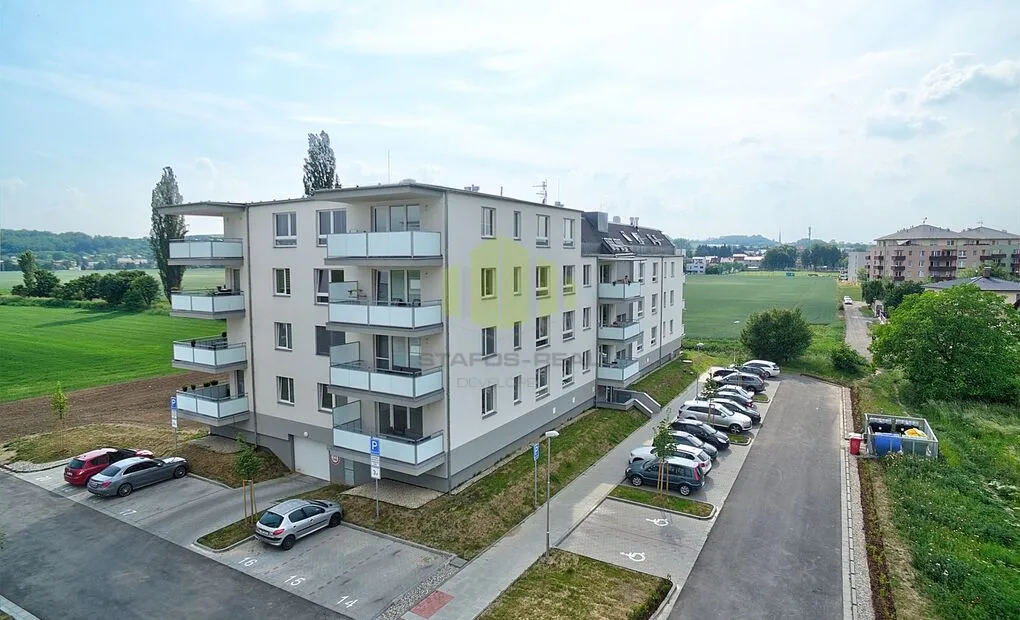 Prodej plně vybaveného apartmánu 2+kk, 55m2 + 17m2 lodžie, Topolová, Olomouc - Slavonín
