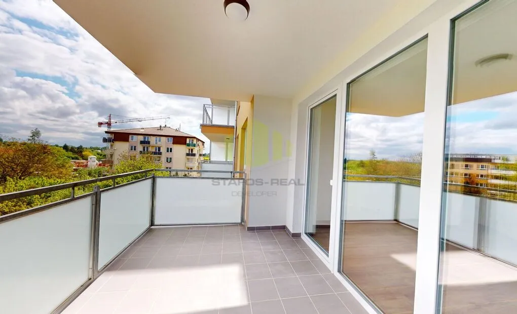 Pronájem moderního bytu 2+kk s lodžií, novostavba, Olomouc &ndash; Topolová (Slavonín)