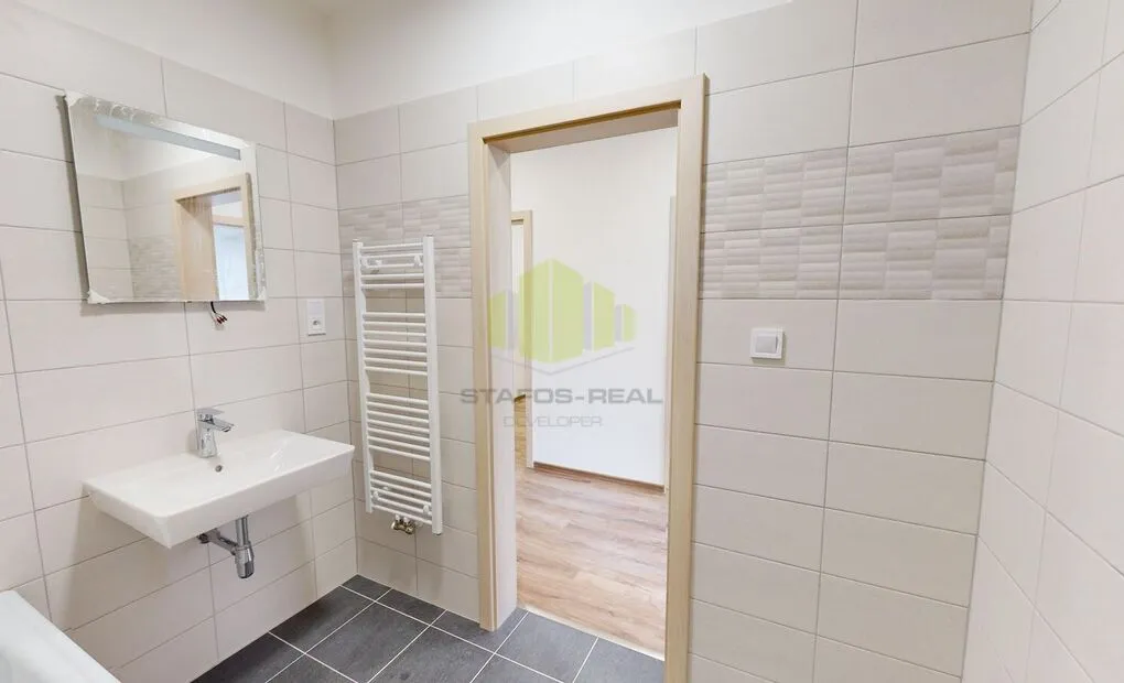 Pronájem moderního bytu 2+kk s lodžií, novostavba, Olomouc &ndash; Topolová (Slavonín)