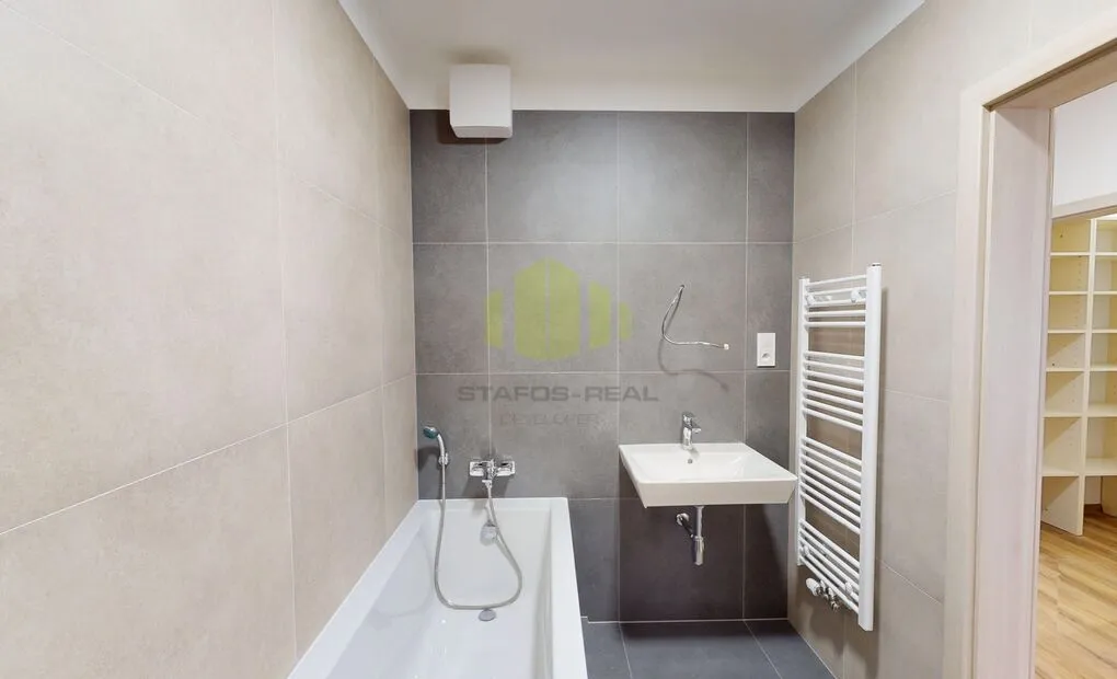 Pronájem moderního bytu 2+kk s lodžií, novostavba, Olomouc &ndash; Topolová (Slavonín)