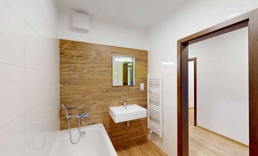 Pronájem moderního bytu 2+kk s lodžií, novostavba, Olomouc &ndash; Topolová (Slavonín)