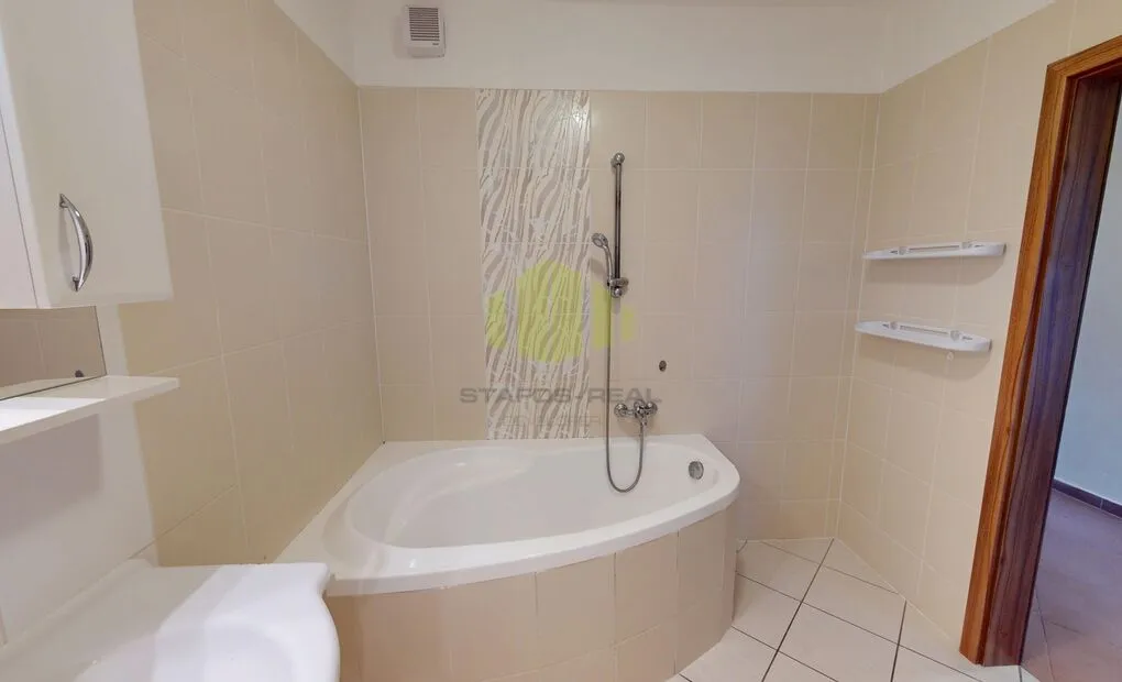 Prodej prostorného bytu 2+kk 65,71m2 + 14,21m2 lodžie, Peškova, Olomouc