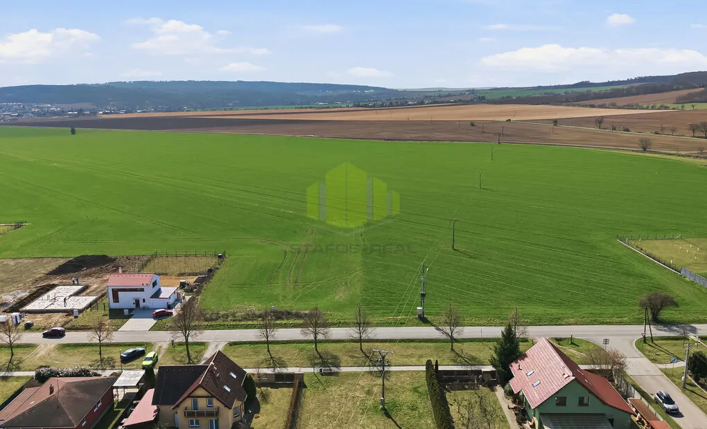 Prodej pozemku pro bydlení 989m2, Prostějovská - Náměšť na Hané