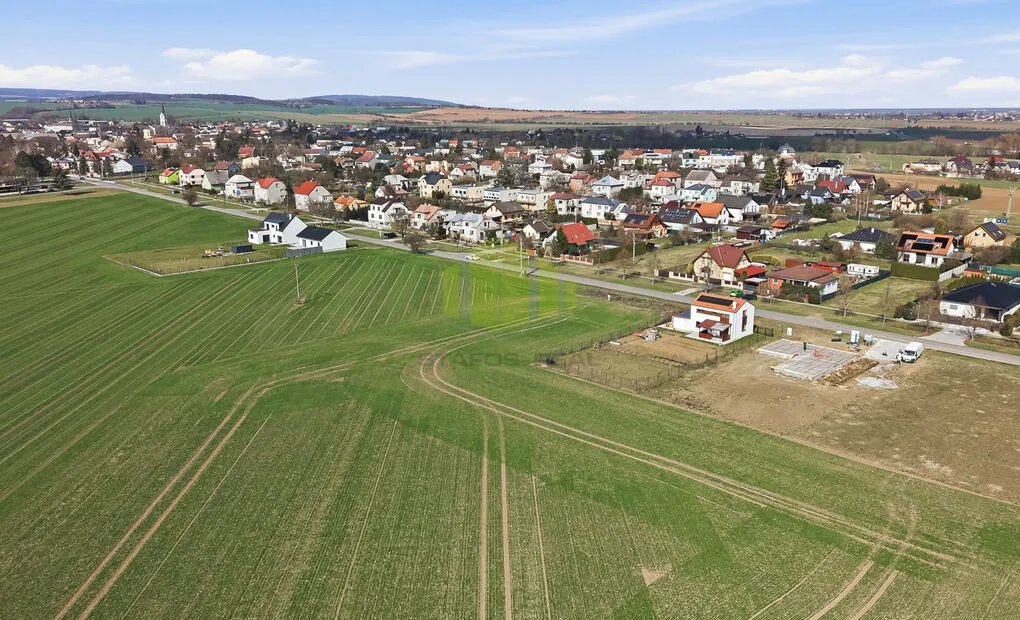 Prodej pozemku pro bydlení 989m2, Prostějovská - Náměšť na Hané