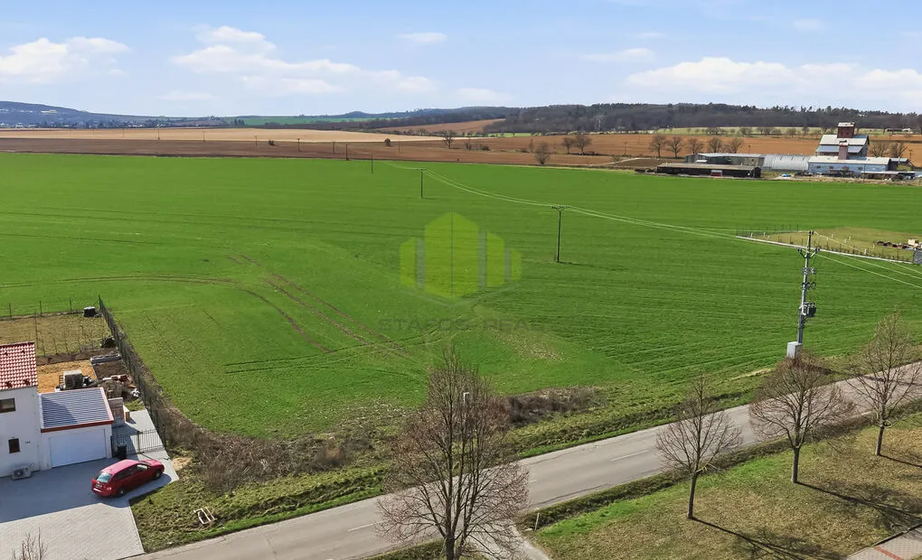 Prodej pozemku pro bydlení 989m2, Prostějovská - Náměšť na Hané