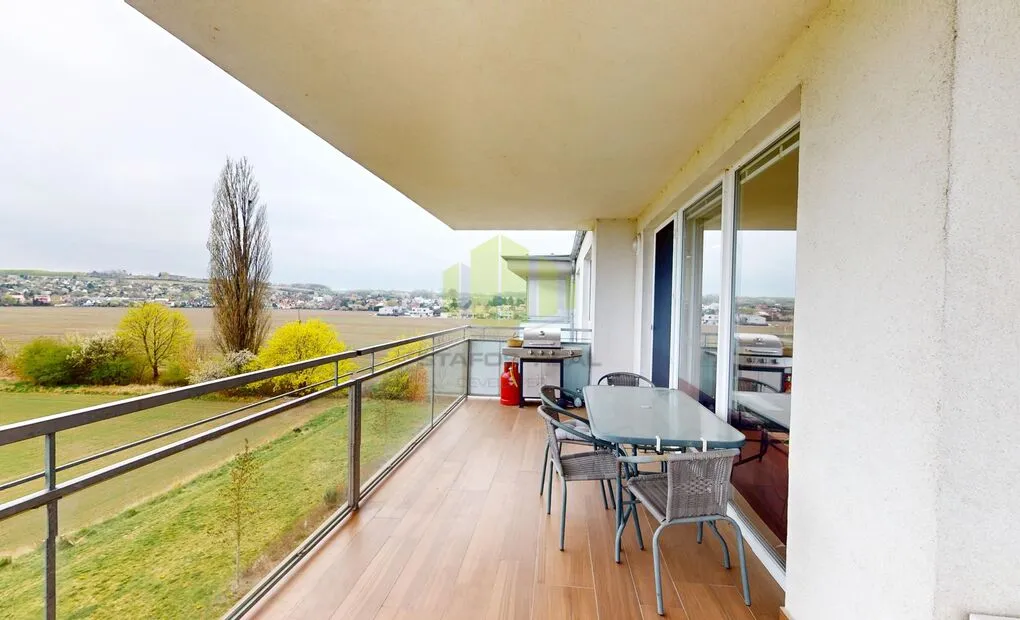 Pronájem exklusivního slunného bytu 3+kk 77,19m2 + 19,51 m2 terasa, Topolová, Olomouc - Slavonín