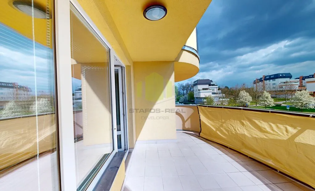 Pronájem útulného bytu 3+kk, 84m2 + 12,4 m2 terasa, Na Tabulovém vrchu, Olomouc - Nová Ulice