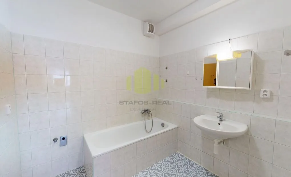 Pronájem útulného bytu 3+kk, 84m2 + 12,4 m2 terasa, Na Tabulovém vrchu, Olomouc - Nová Ulice