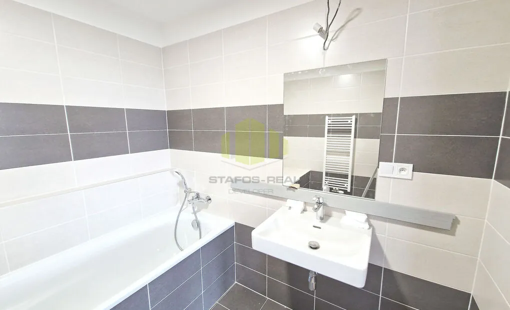 Pronájem luxusní novostavby bytu 3+kk 86m2 + balkon 9m2 v novostavbě, Šantova, Olomouc