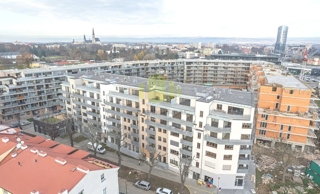 Pronájem luxusní novostavby bytu 3+kk 86m2 + balkon 9m2 v novostavbě, Šantova, Olomouc