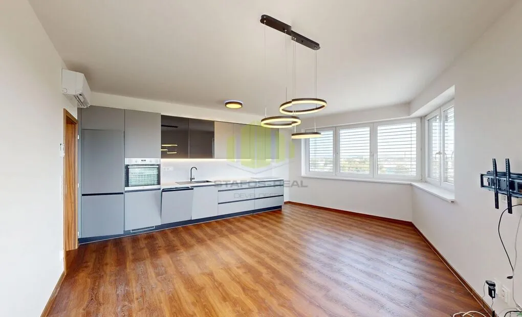 Pronájem luxusní novostavby bytu 3+kk 86m2 + balkon 9m2 v novostavbě, Šantova, Olomouc