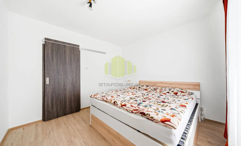 Moderní byt 3+1 po zdařilé rekonstrukci | 77 m&sup2; | zasklená lodžie | nízké náklady | Povel