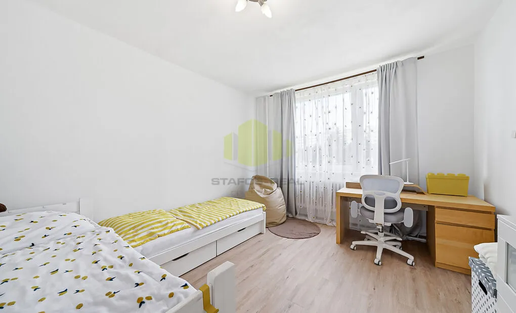 Moderní byt 3+1 po zdařilé rekonstrukci | 77 m&sup2; | zasklená lodžie | nízké náklady | Povel