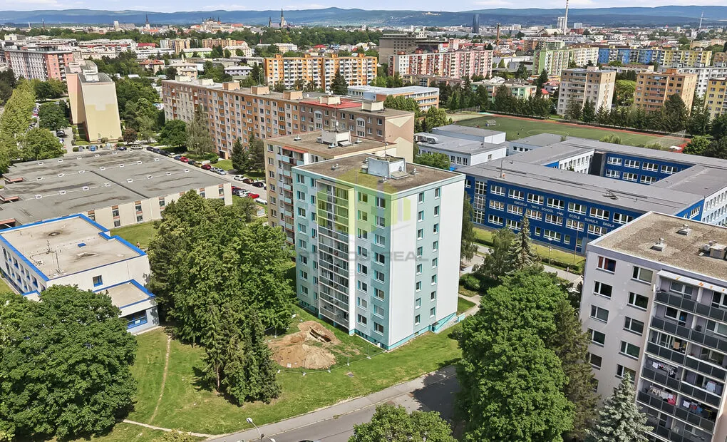 Moderní byt 3+1 po zdařilé rekonstrukci | 77 m&sup2; | zasklená lodžie | nízké náklady | Povel