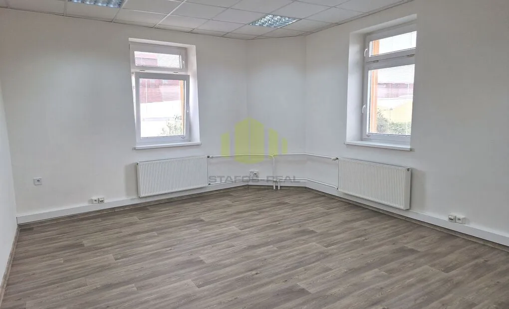 Pronájem kanceláře, 75m2 + 45,75m2 sklad, U Solných mlýnů - Olomouc
