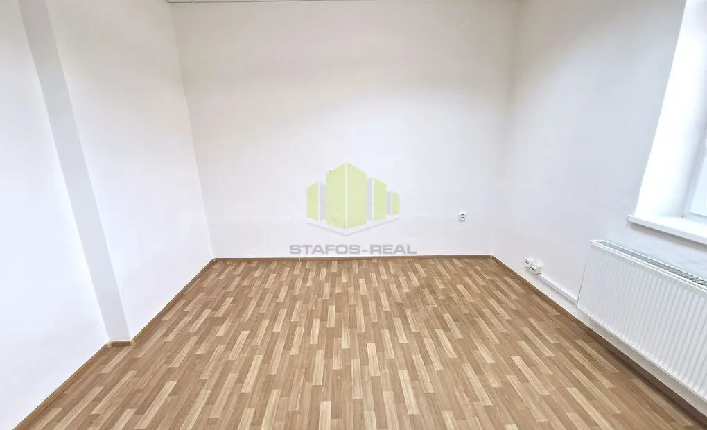Pronájem kanceláře, 75m2 + 45,75m2 sklad, U Solných mlýnů - Olomouc