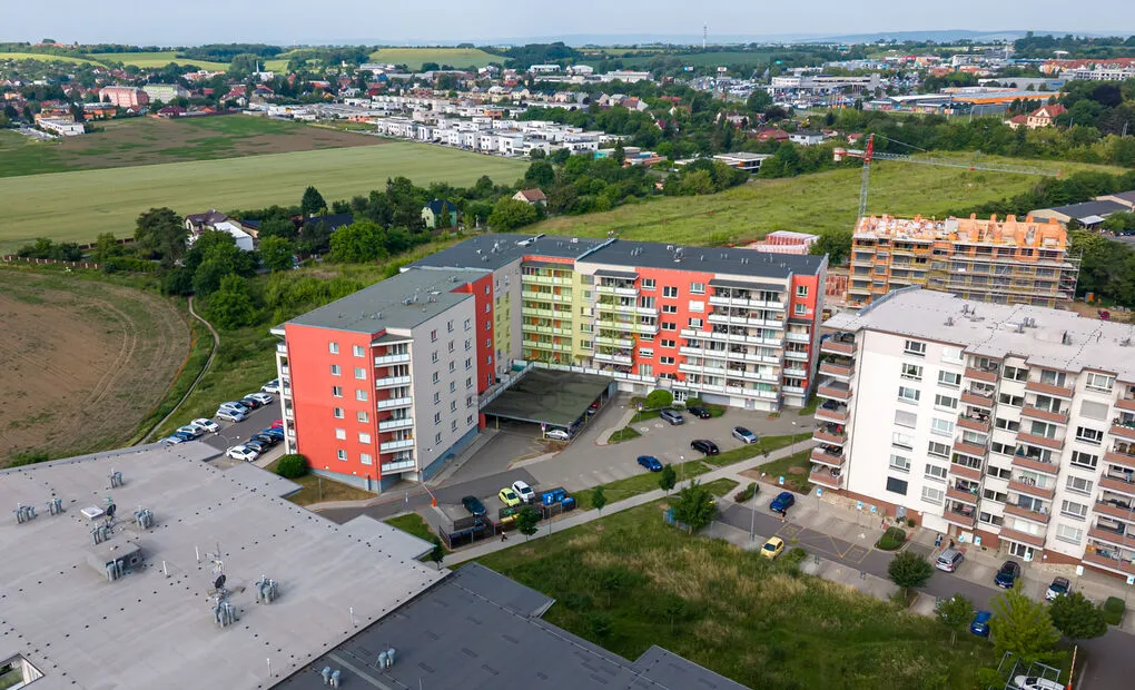 Prodej moderního bytu 2+kk 63,3 m2 + lodžie 16,39 m2 v novostavbě, Jeremiášova, Olomouc - Povel