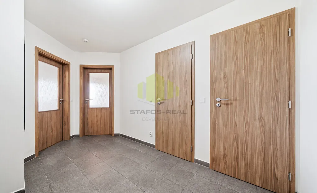 Prodej moderního bytu 2+kk 63,3 m2 + lodžie 16,39 m2 v novostavbě, Jeremiášova, Olomouc - Povel