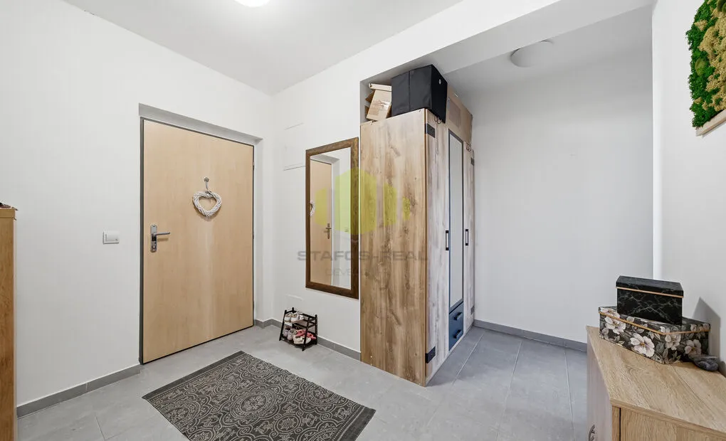 Prodej luxusního bytu 4+kk 102,66 m2 + terasa a lodžie 30,25 m2, Jeremiášova, Olomouc - Povel