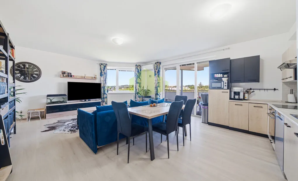 Prodej luxusního bytu 4+kk 102,66 m2 + terasa a lodžie 30,25 m2, Jeremiášova, Olomouc - Povel