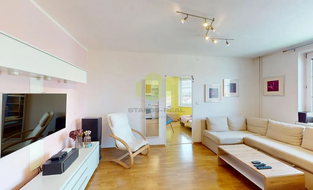 Pronájem bytu 2+kk, 57m2 + 3m2 balkon, Topolová, Olomouc - Slavonín