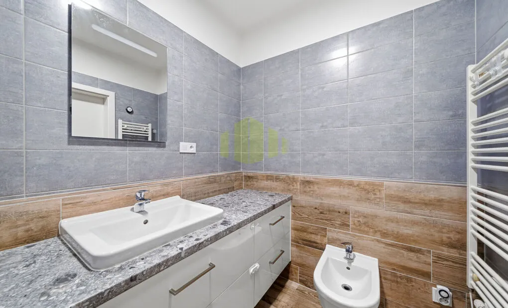 Prodej částečně zařízené novostavby 2+kk Z 55,5m2 + lodžie 11,4m2 &ndash; Topolová, Olomouc - Slavonín