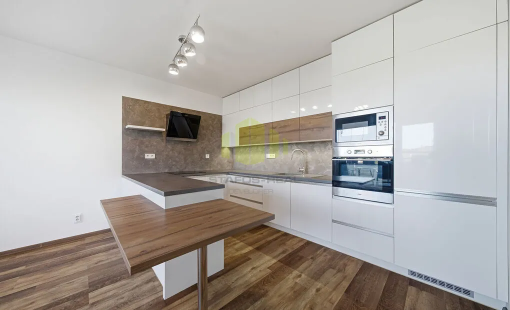 Prodej částečně zařízené novostavby 2+kk Z 55,5m2 + lodžie 11,4m2 &ndash; Topolová, Olomouc - Slavonín