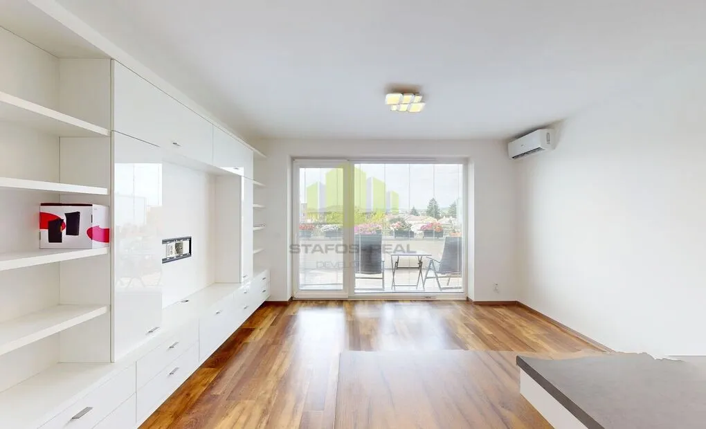 Prodej částečně zařízené novostavby 2+kk Z 55,5m2 + lodžie 11,4m2 &ndash; Topolová, Olomouc - Slavonín