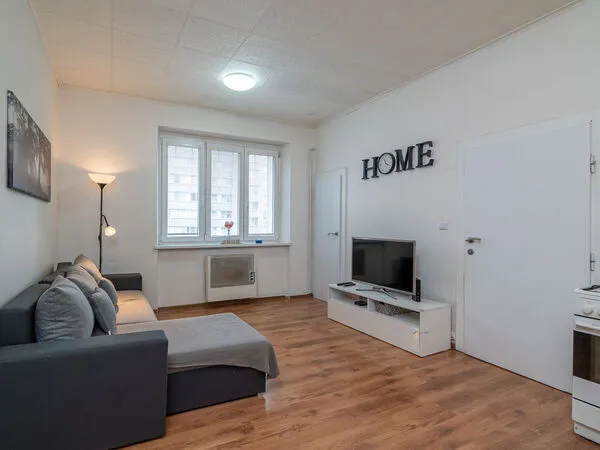 Fotografie nemovitosti - Pronájem cihlového bytu 2+kk 48m2, Charkovská, Olomouc